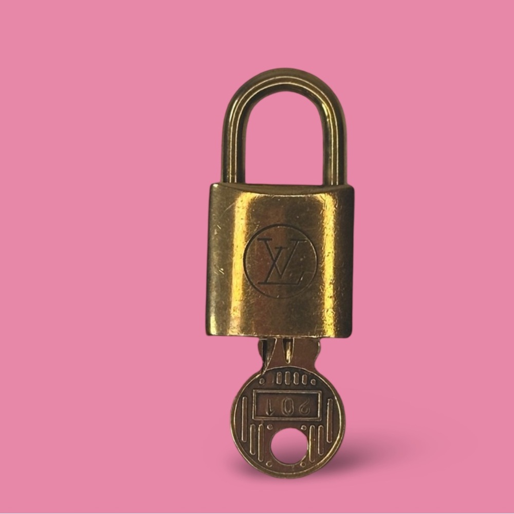 Louis Vuitton Vintage Lock and Key #201